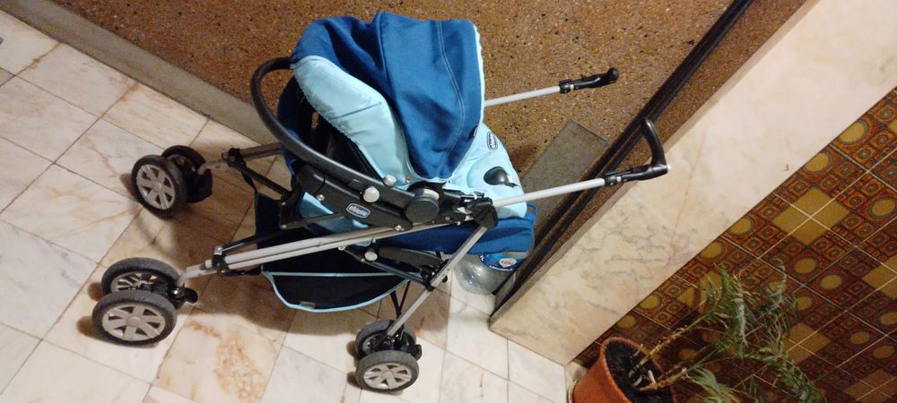 Carrinho chicco trio novo completo com tudo