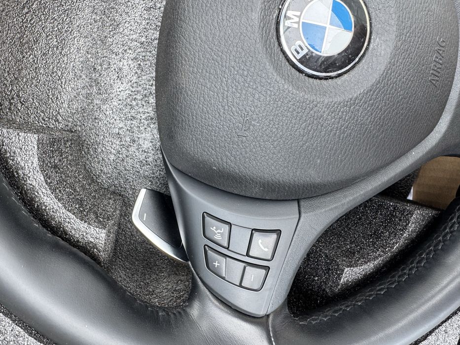 Оригінальне М кермо BMW X5 X6 E70 E71 з лепестками