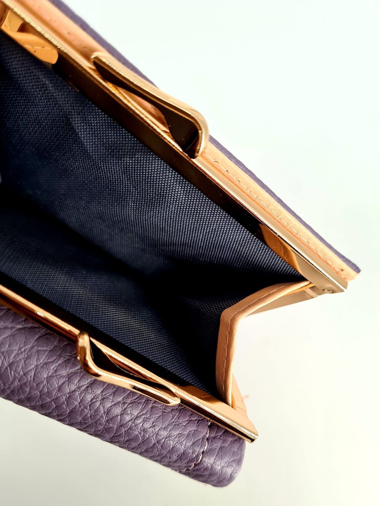 Piękny portfel damski jasny fiolet pastelowy nowy modny