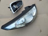 Hyundai ix35 lampa przód prawa halogen prawy kratka