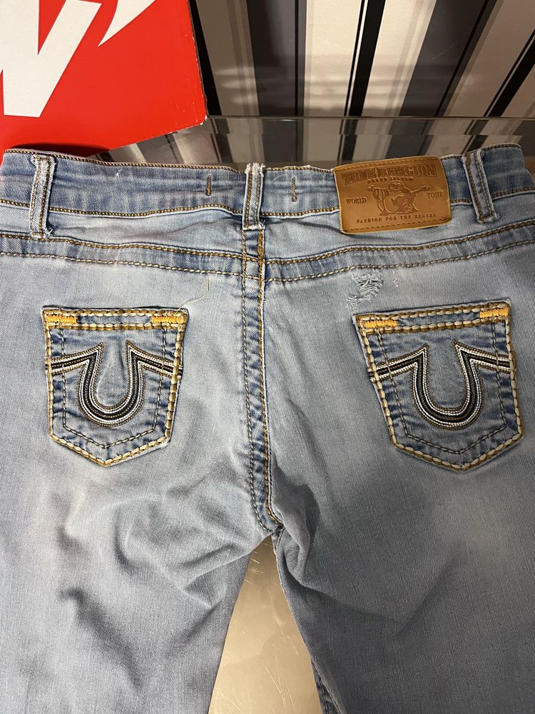 Джинси True Religion