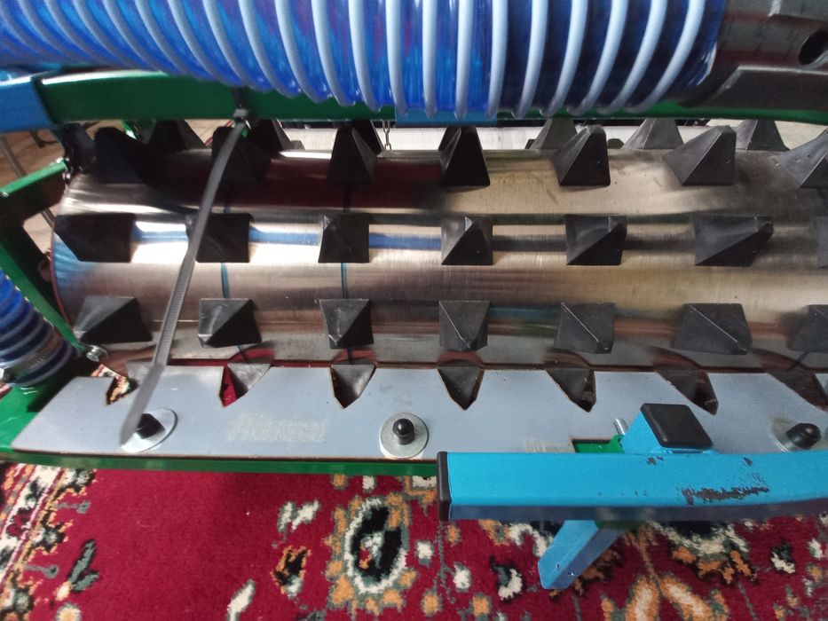 Приймаю замовленья на посів редиски, вакумною сівалкою