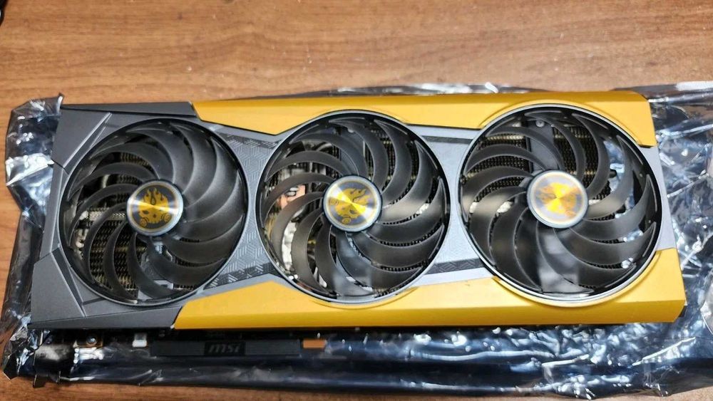 Продаю відеокарту AMD Radeon RX 6900 XT 16GB GDDR6