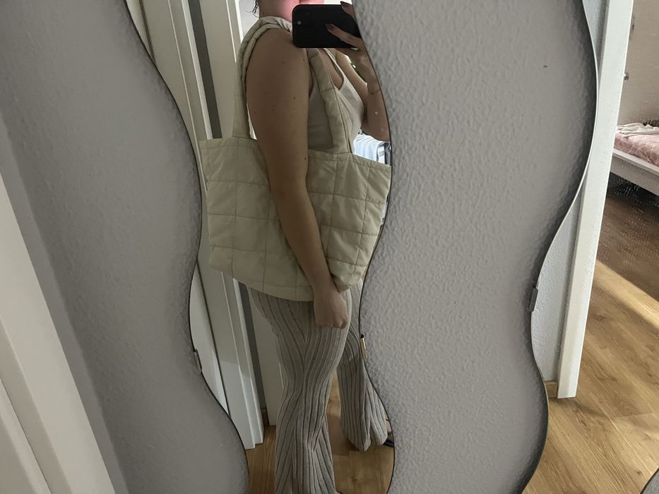 Bolsa/Tote Creme Shein Alcochoada/Almofadada