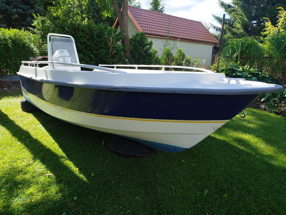 Lódź motorowa 435cm z silnikiem Suzuki30