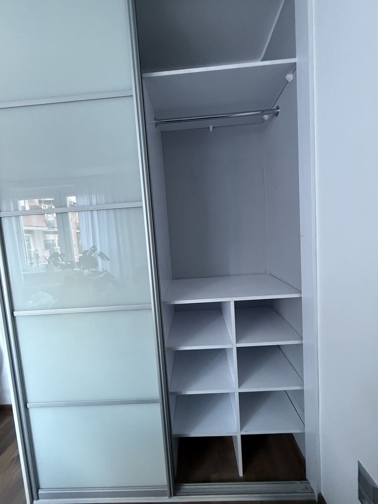 Szafa przesuwna  pod zabudowe