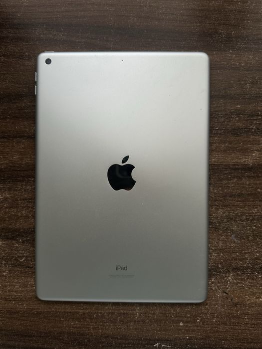 Apple Ipad 10.2 (9 gen), 64 gb