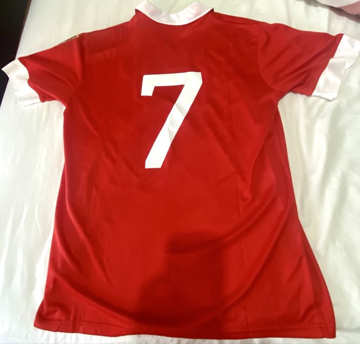 2x camisolas vintage Benfica ,pela melhor oferta ambss tamanho L