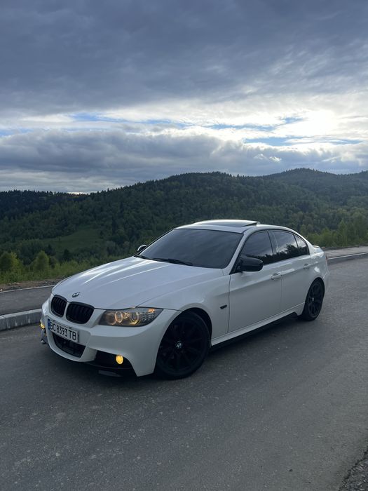 Продам BMW е90 2011 року !!!Терміново!!!