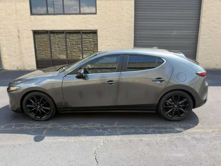 Mazda 3 Premium      2019