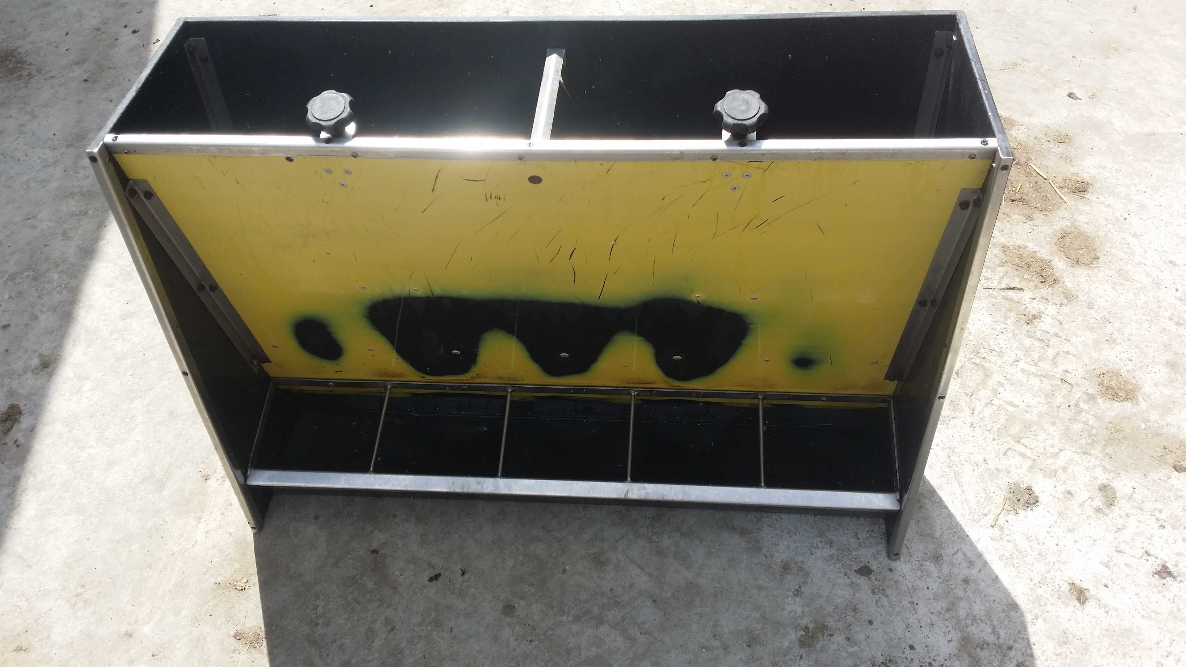 Karmnik automat pasnik trzoda prosiaki