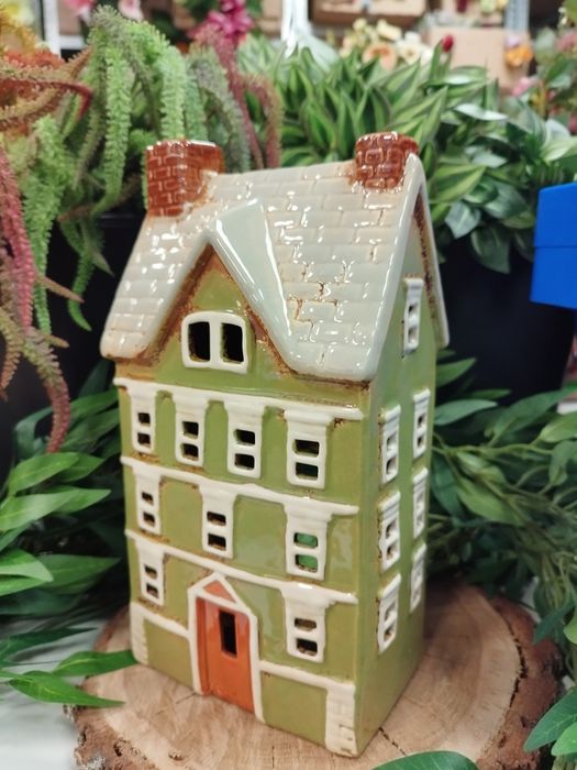 Domek na tealighty wysokość 26 cm