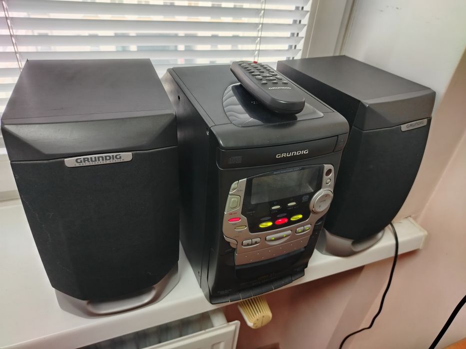 Radio, mini wieża Grundig
