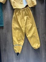 Przeciwdeszczowa kurtka i spodnie na dziecko 130 cm