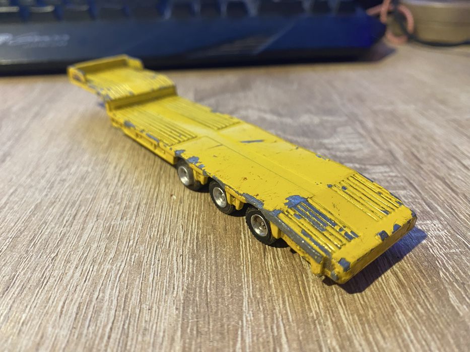 Laweta/Przyczepa niskopodwoziowa SIKU