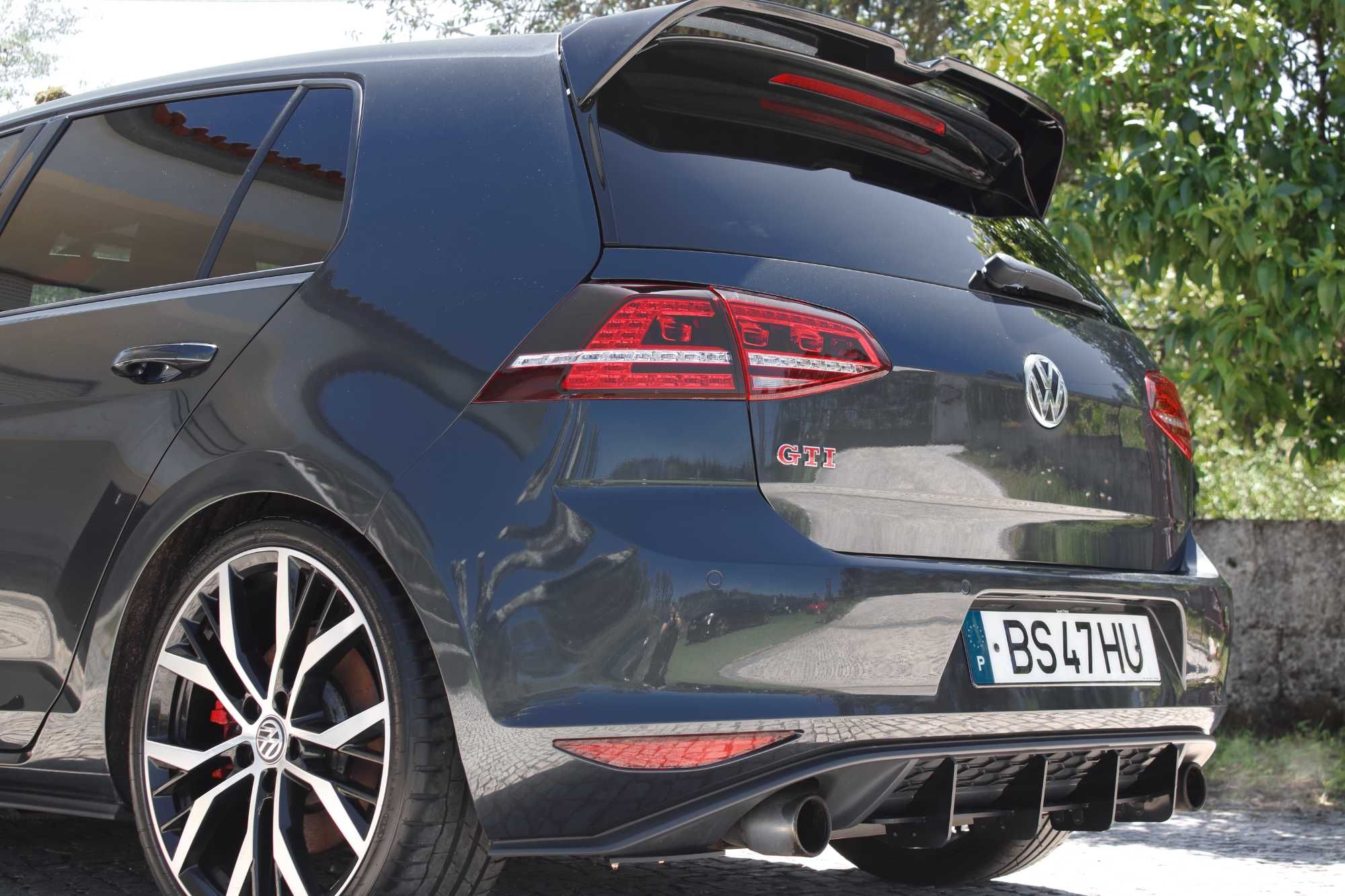 VW Golf 7 VII GTi DSG Performance DYNAUDIO (335€/Mês) - 120 Meses