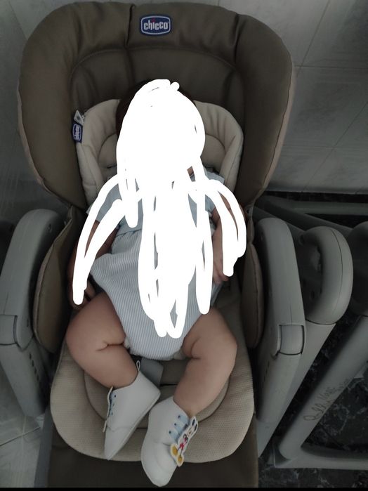 Cadeira papá Polly Magic Chicco