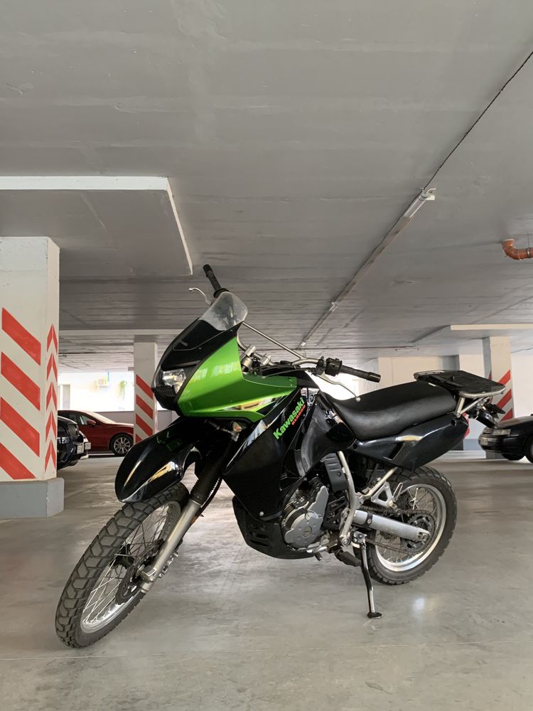 Продам Kawasaki KLR 650 2008 года выпуска, в отличном состоянии.