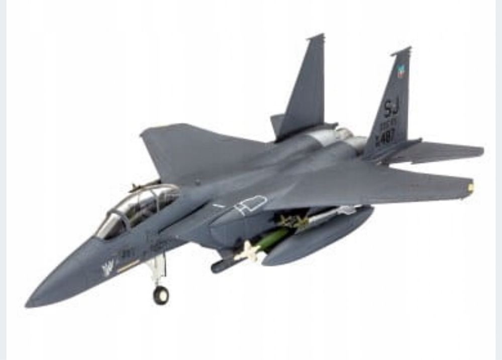 Model do sklejania Revell 63972 samolot F-15E Strike Eagle and B