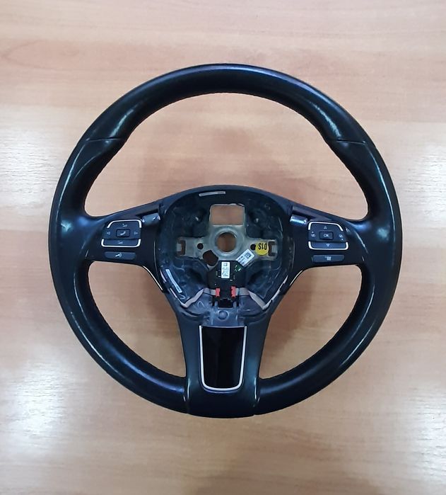Руль шкіпяний до Volkswagen Touareg NF 2010-2018