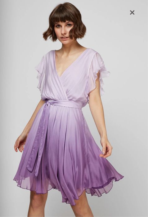 Guess шикарное шелковое  платье