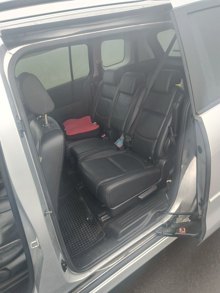 Mazda 5 bogate wyposażenie