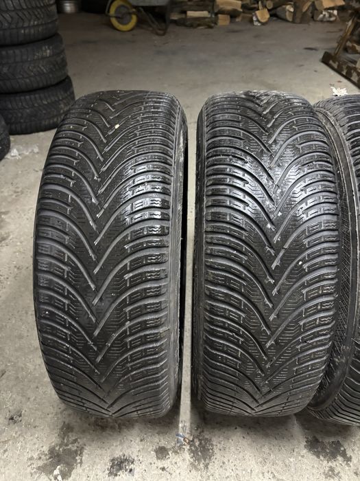 5 114,3 R16 з зимовою резиною 215/65/16