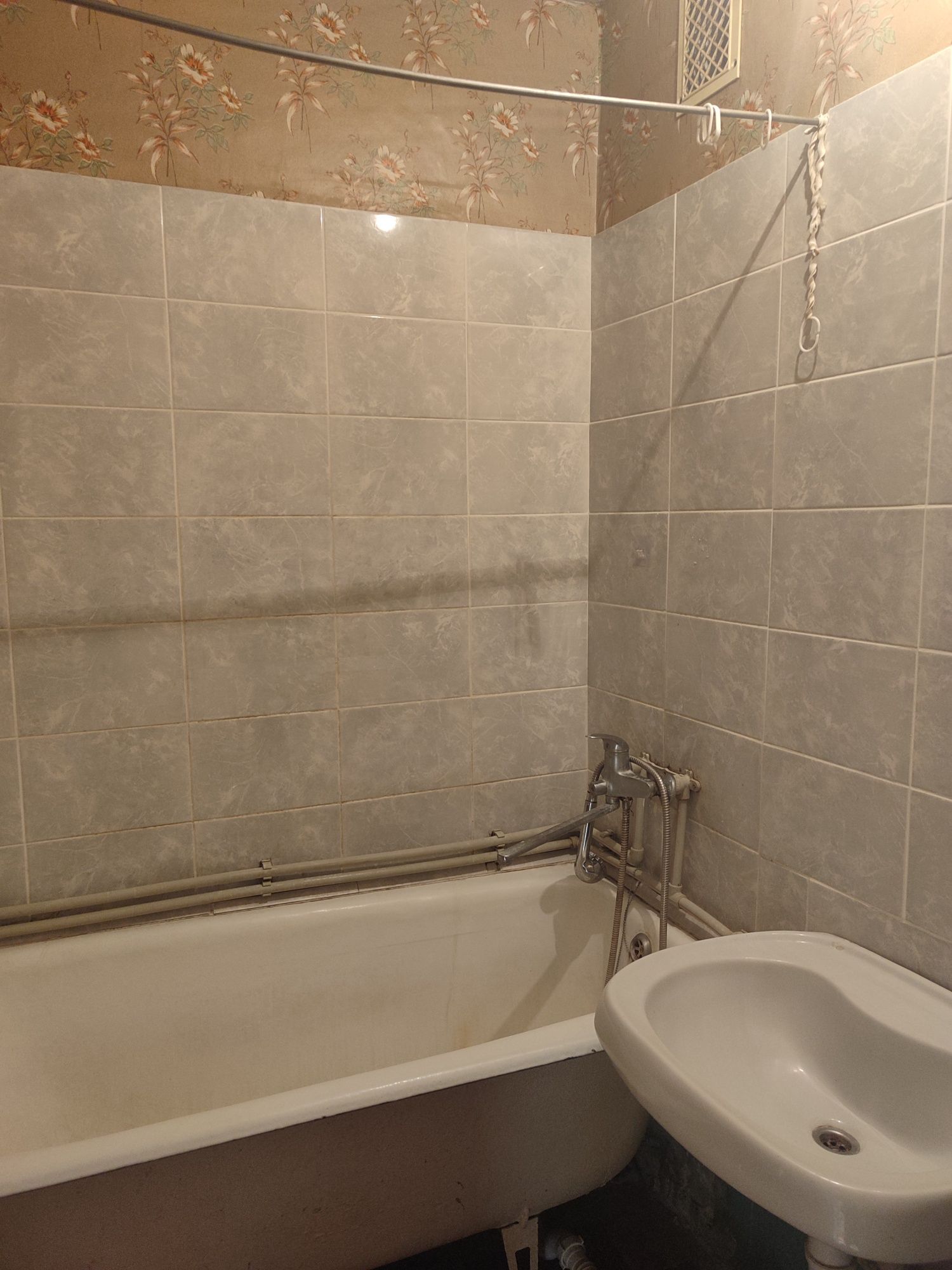 Продаж 3 кімн.квартири в місті Сміла, район РПЗ.