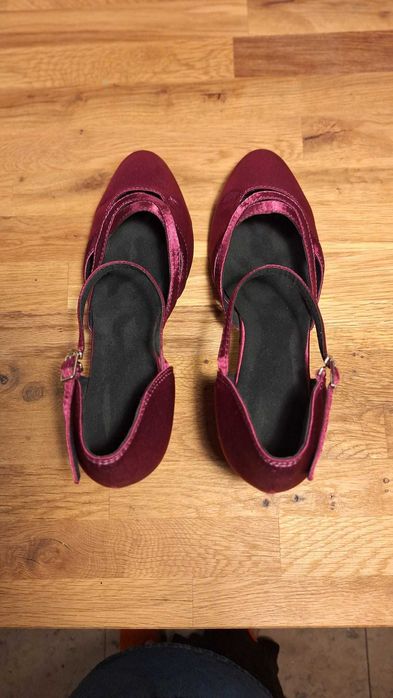 Sapatos danças de salão, novos