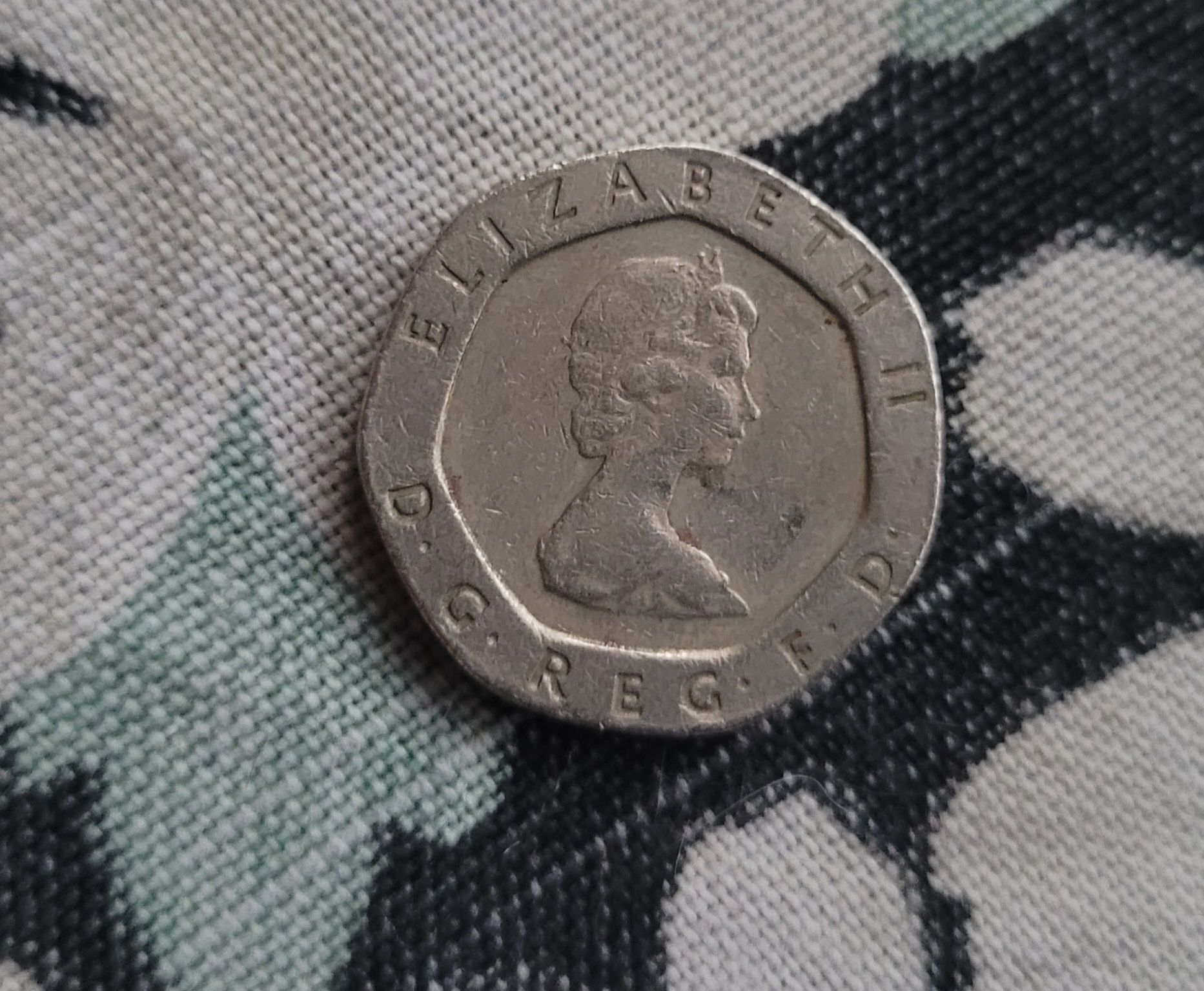 Moneta 20 dwadzieścia pensów pence 1983 królowa Elżbieta