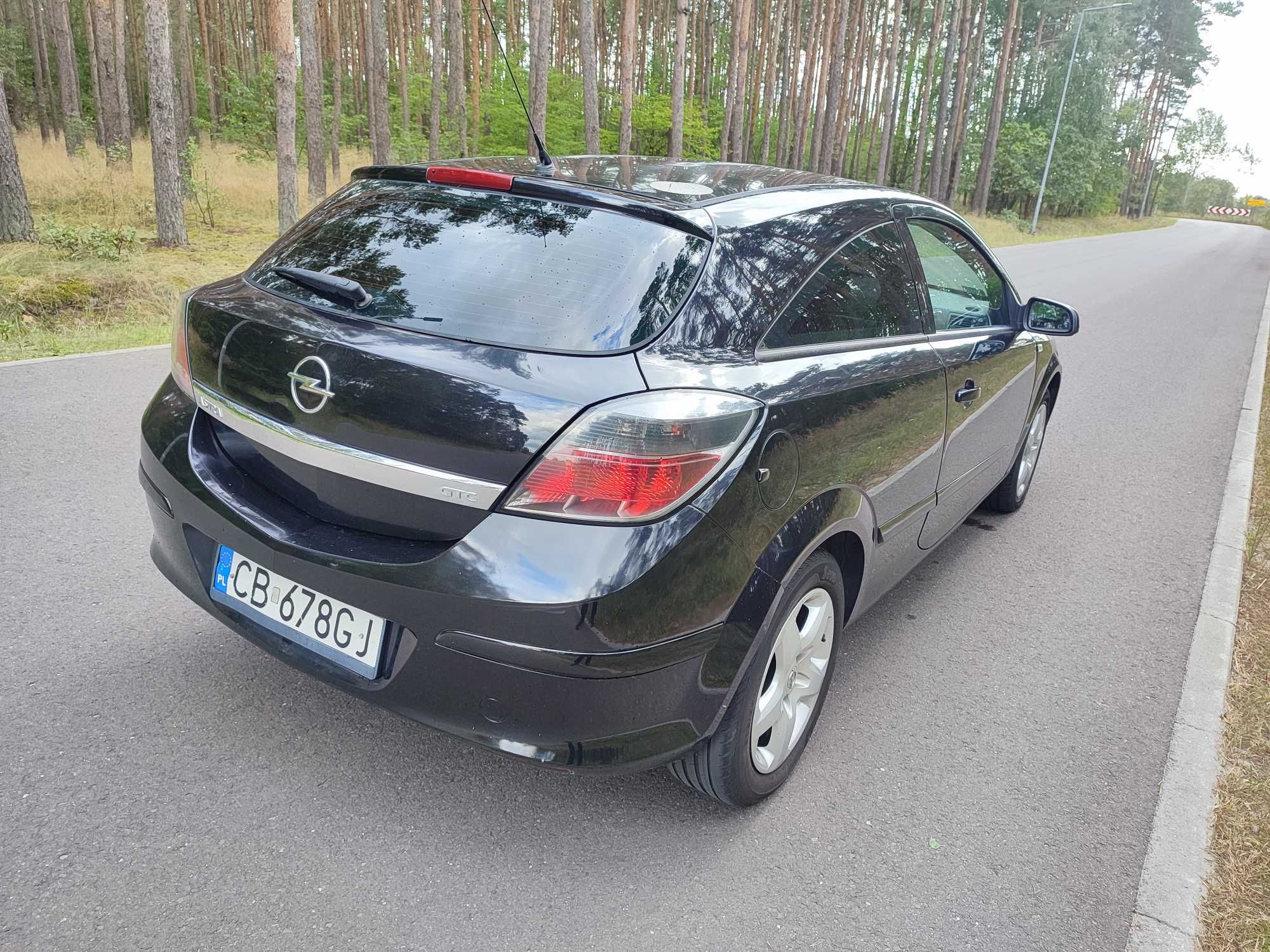 Opel Astra GTC 1.7 CDTI 2005r