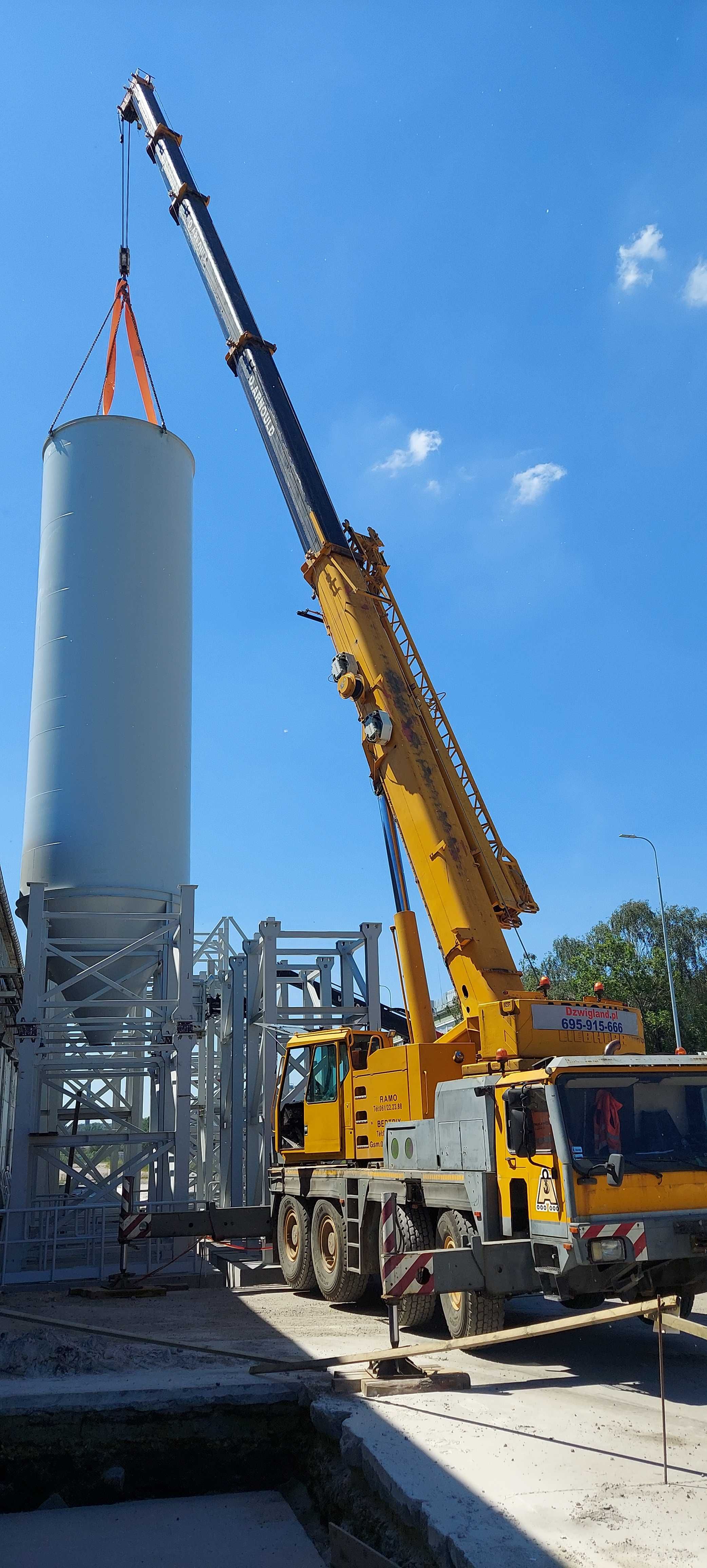 Dźwigi, żuraw, wynajem dźwigu i ładowarki teleskopowej