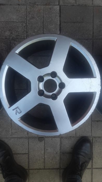Volvo felgi aluminiowe 17 cali