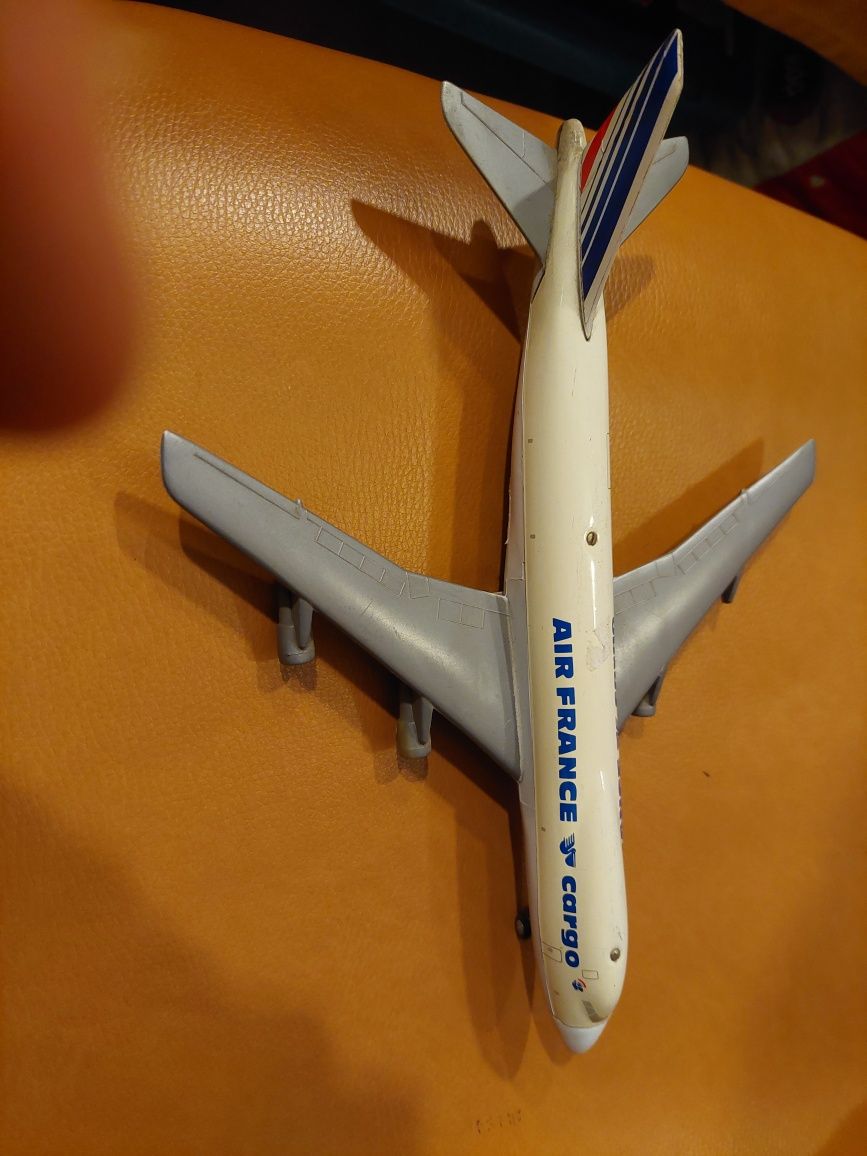 Boeing 747 air france cargo modelo avião