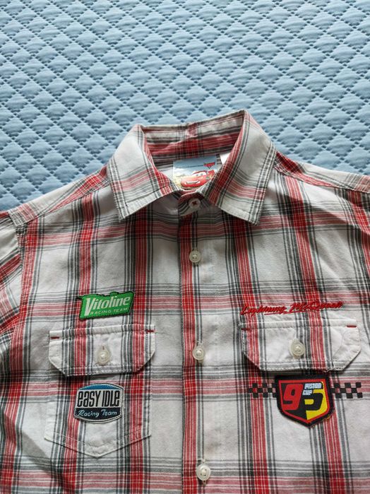 Camisa disney cars como nova