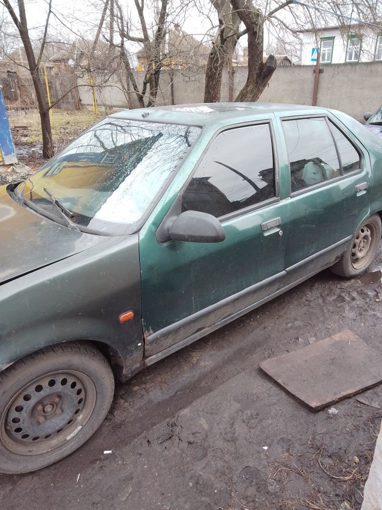 Срочно Renault 19 хачбек