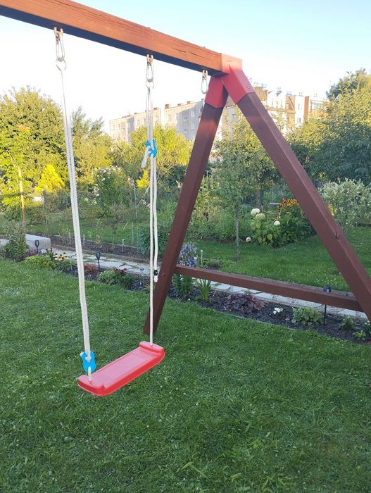 Rama drewniana do huśtawki ogrodowej