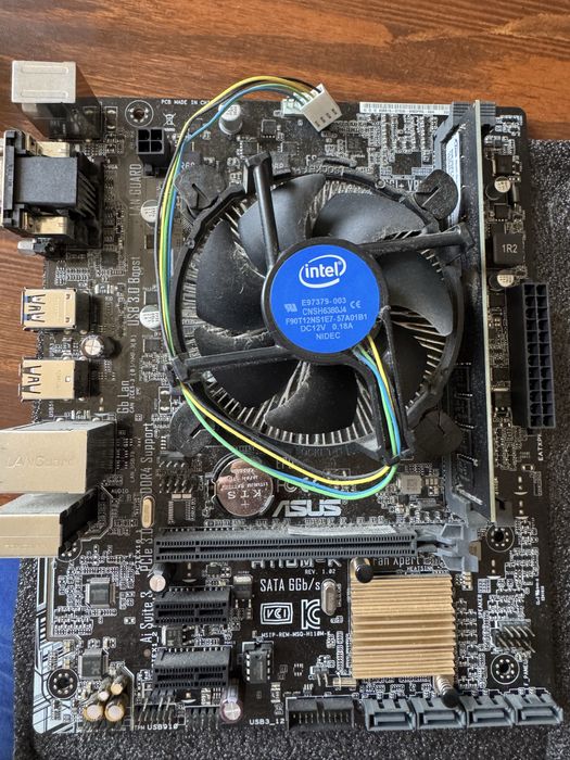 Комплект: материнська плата + процесор + оперативна пам’ять