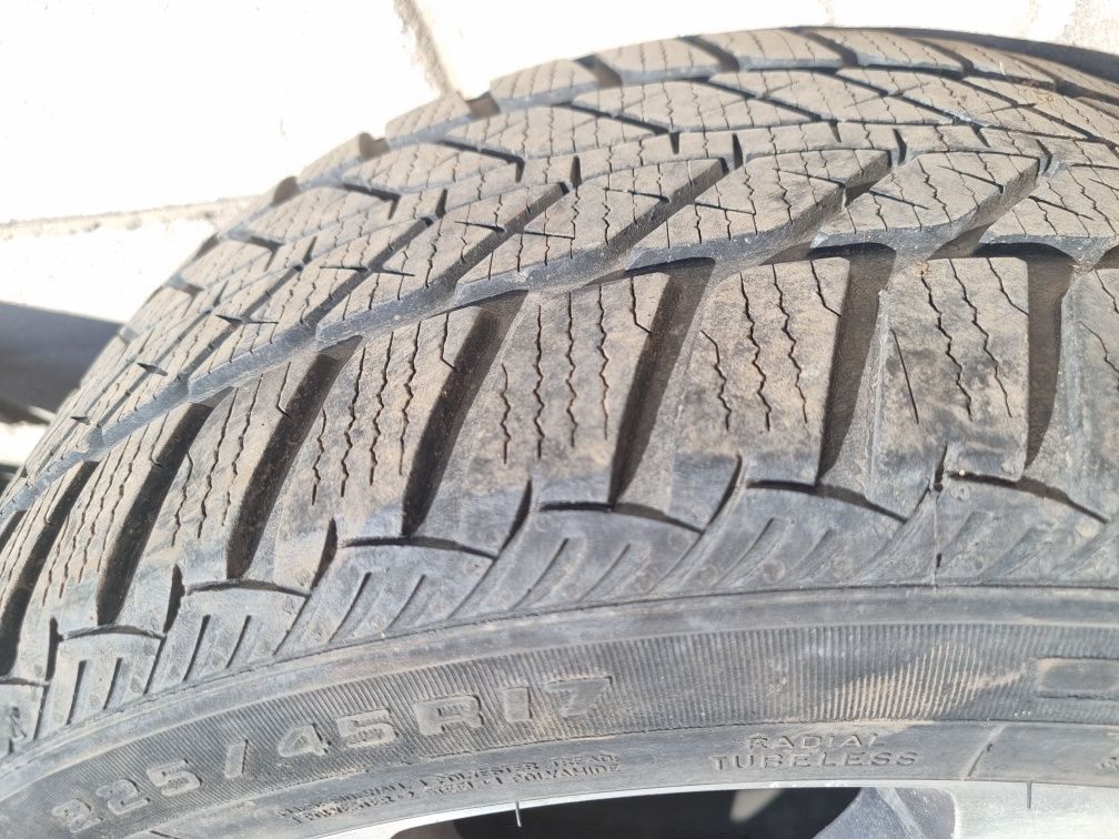 Alufelgi 17 5×108  z oponami w ładnym stanie