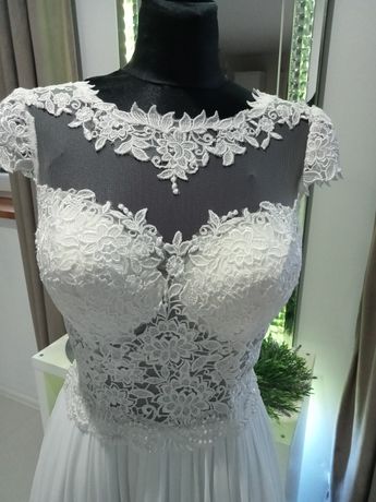 Nowa śnieżnobiałą suknia ślubna 34