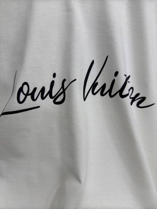 Футболка Louis Vuitton мужская унисекс оверсайз оригинал белый черный