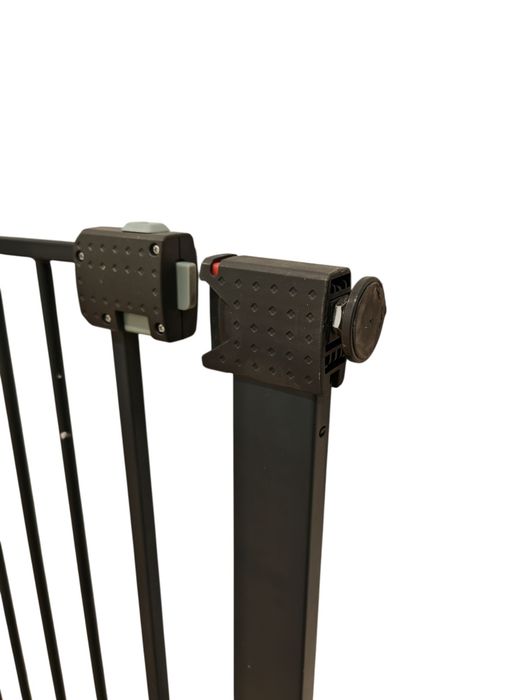 2x Portões de Segurança BabyDan Premier True Pressure Fit – 65 € cada