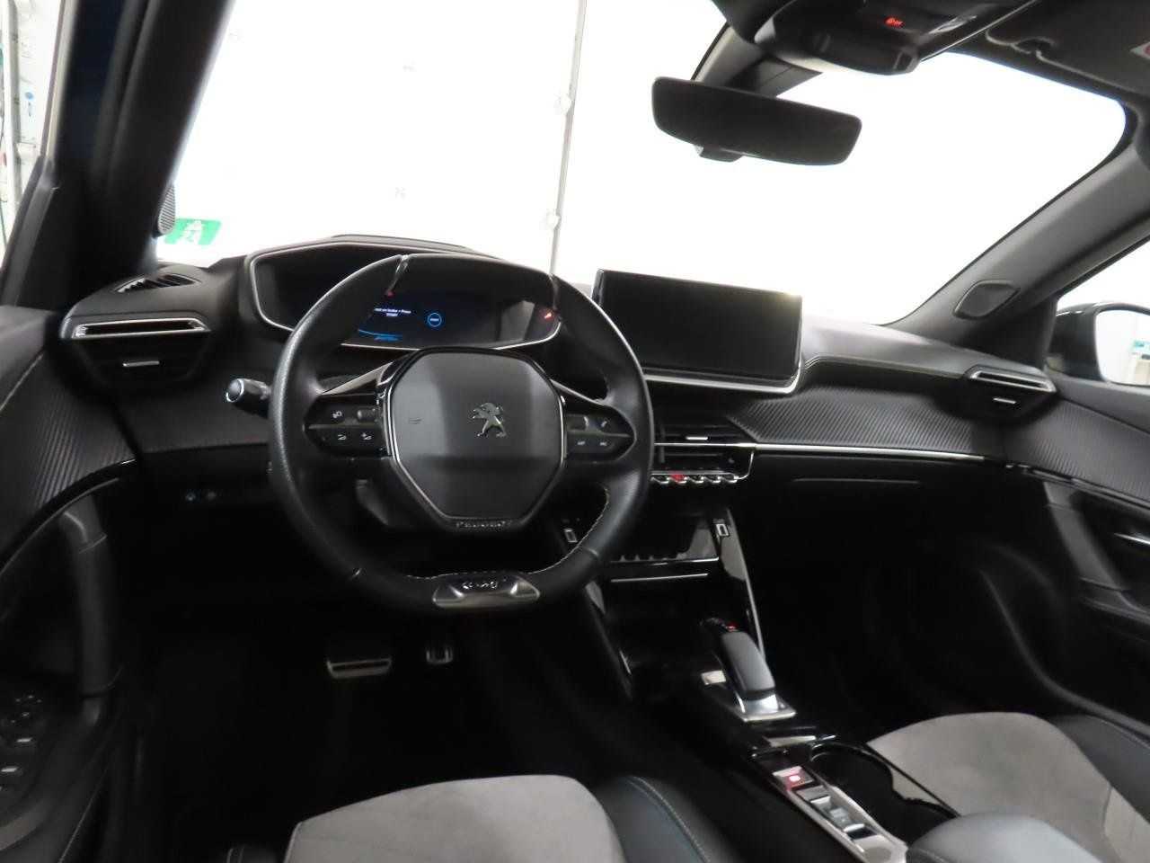 Peugeot 2008e GT