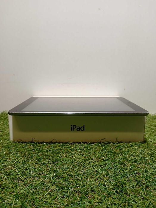 Apple iPad Air A1474 Gray (16 ГБ/Bat 81%) (2)