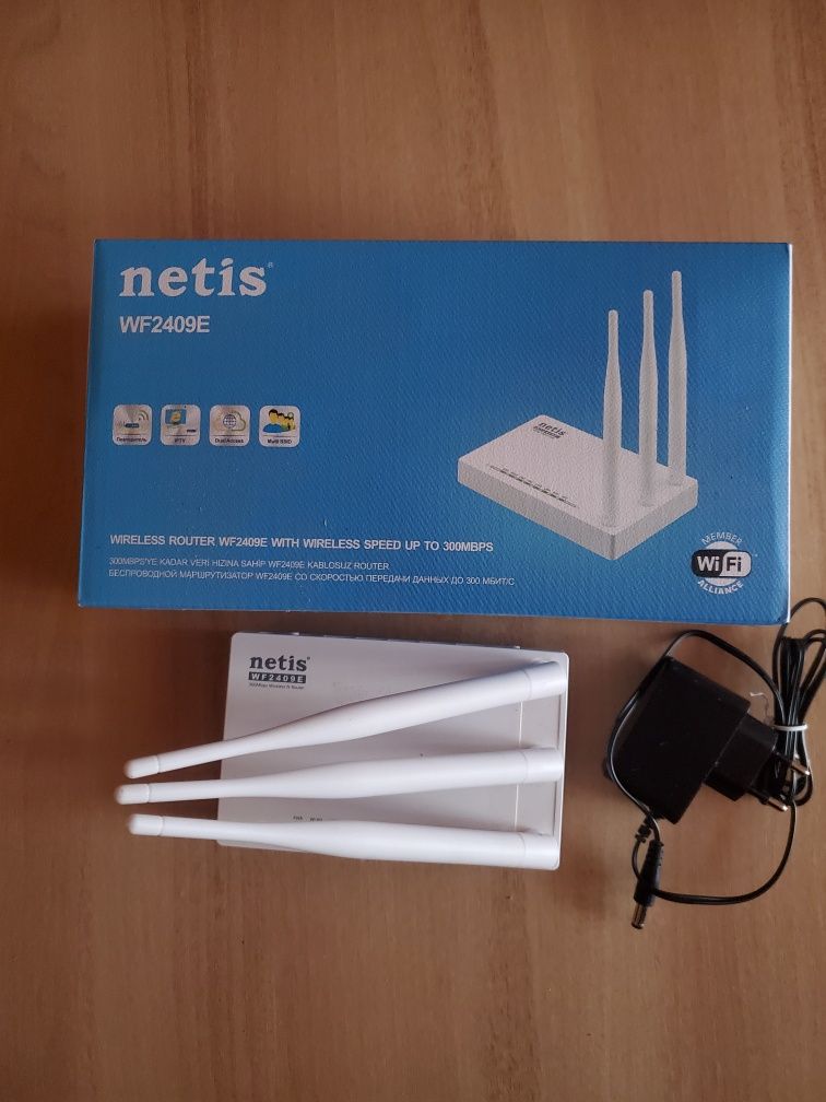 Wi-Fi Роутер Netis WF2409E (N300, 1xFE WAN, 4xFE LAN, 3 антенны)