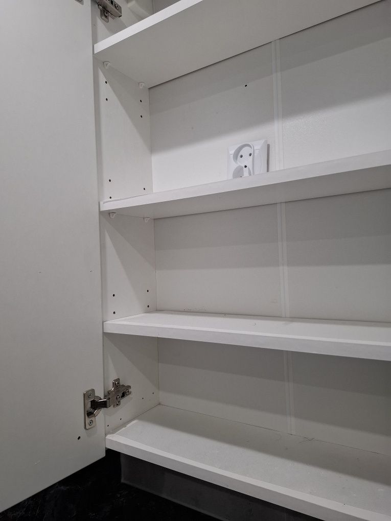 Szafka łazienkowa wisząca z lustrem 60 x 90 x 20