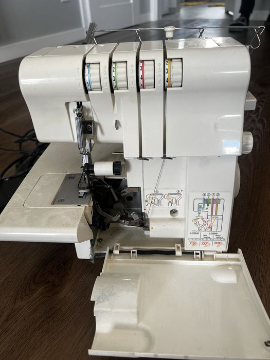 Overlock singer ultralock