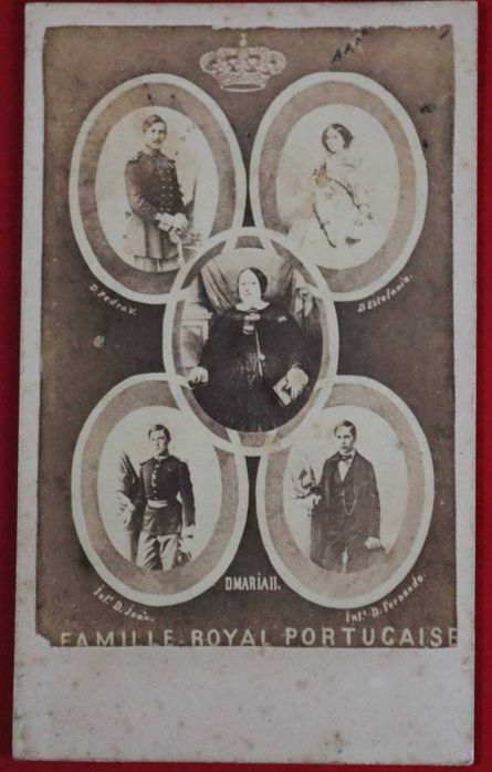 Famille Royal Portuguaise Família real CDV com montagem