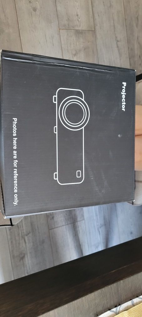 Projektor LCD AKATUO HI-04 biały