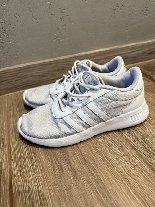 Продам кросівки Adidas чоловічі